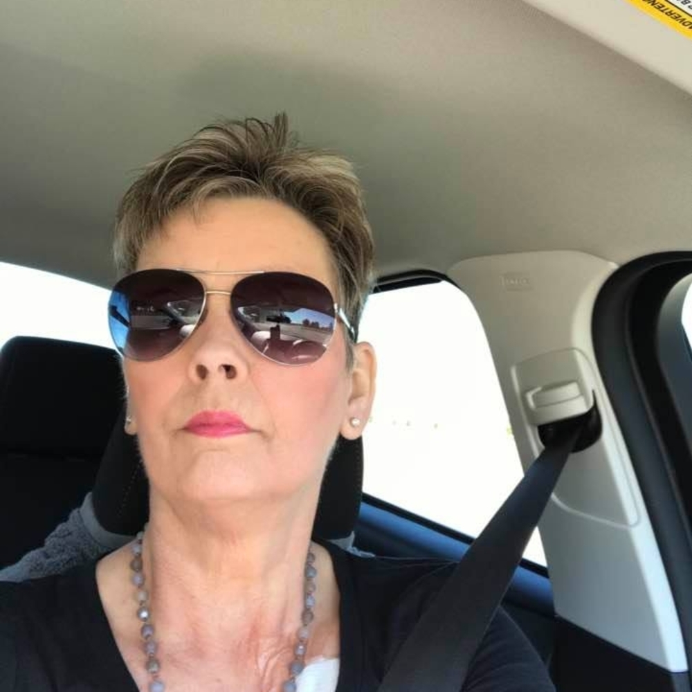 Meet your Posher, Donna